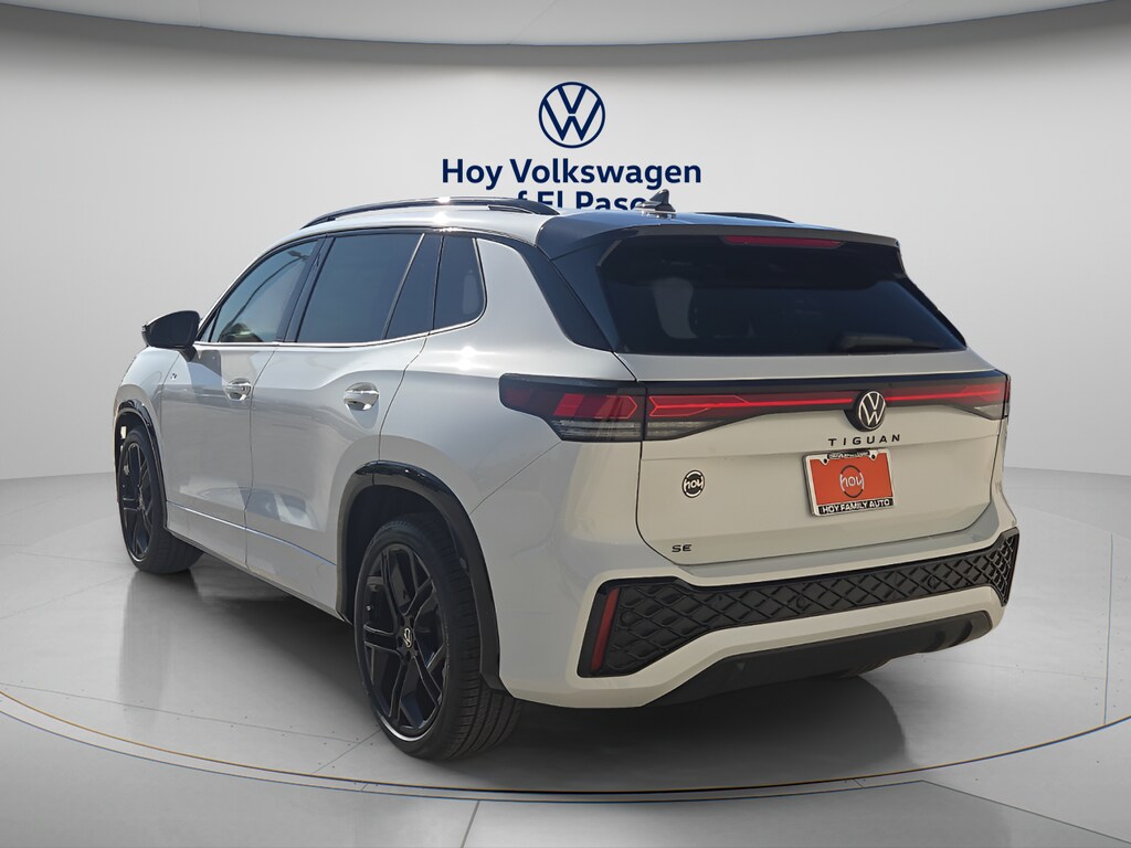 New 2026 Volkswagen Tiguan 2.0T SE R-Line Black SUV