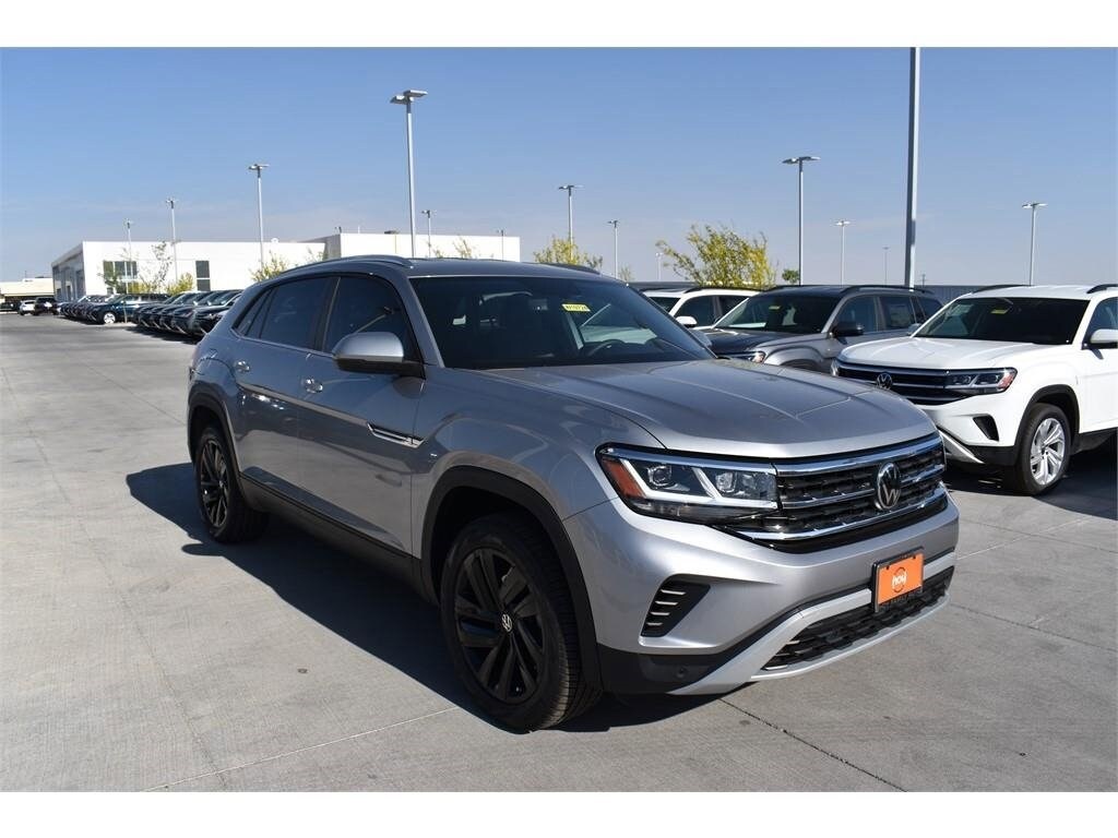 New 2023 Volkswagen Atlas Cross Sport 3.6L V6 SE w/Technology SUV