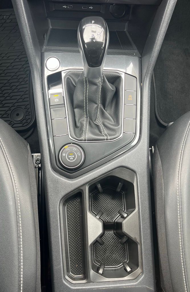 2023 Volkswagen Tiguan SE - Photo 13