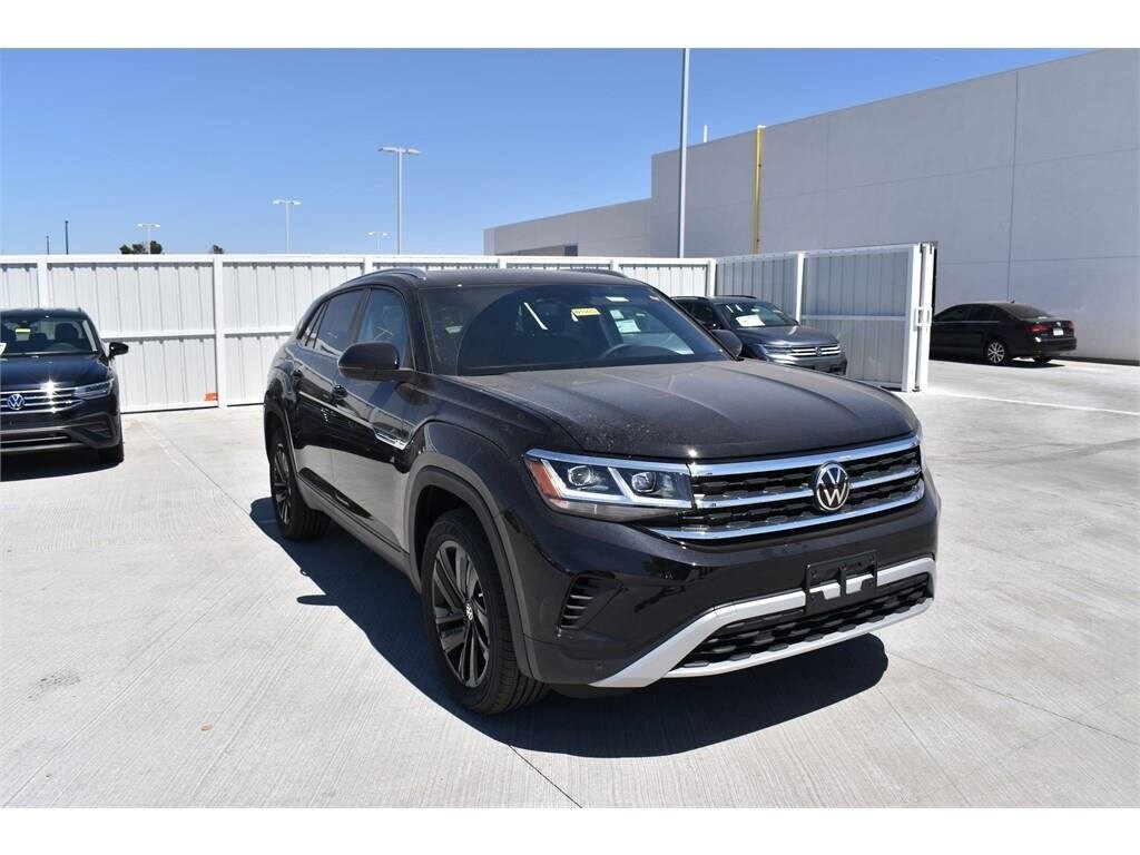 New 2023 Volkswagen Atlas Cross Sport 3.6L V6 SE w/Technology SUV