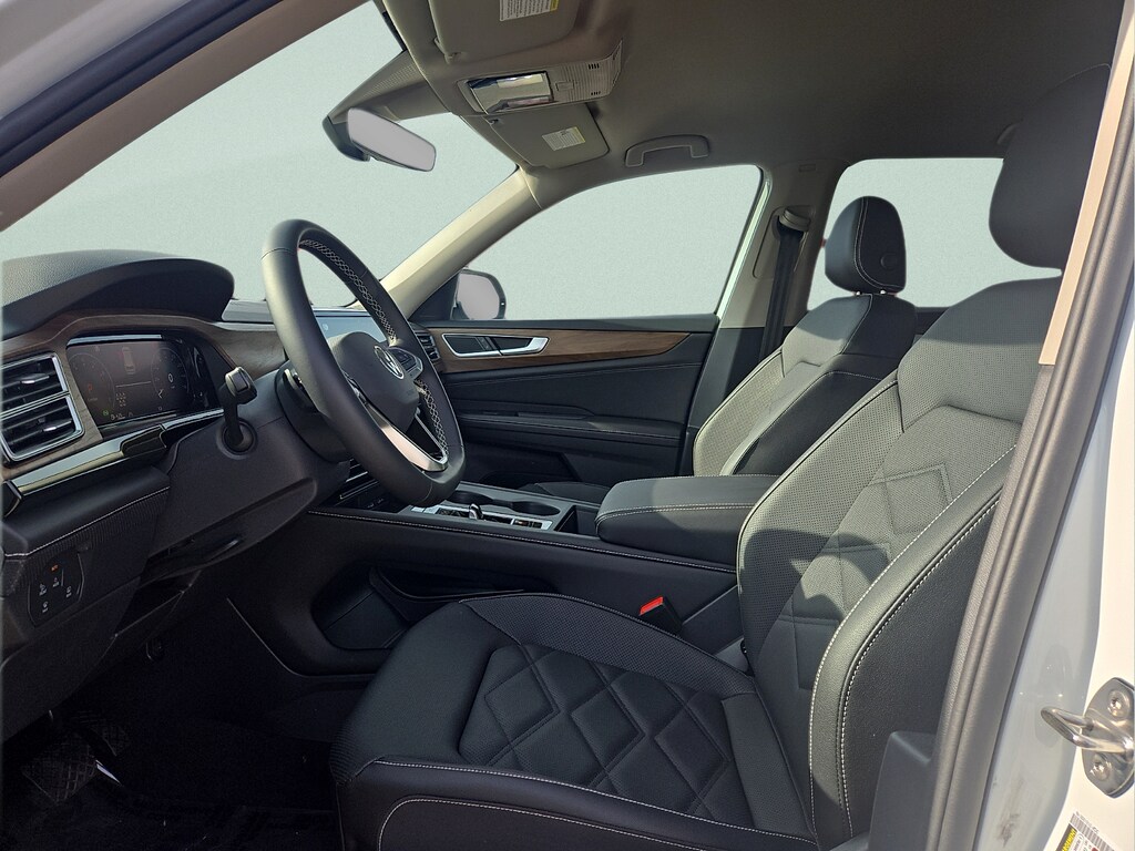 2026 Volkswagen Atlas SE - Photo 16