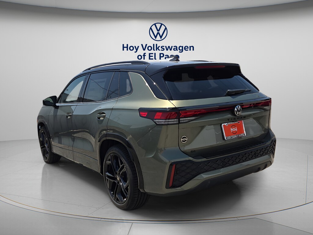 New 2026 Volkswagen Tiguan SE R-Line Black SUV