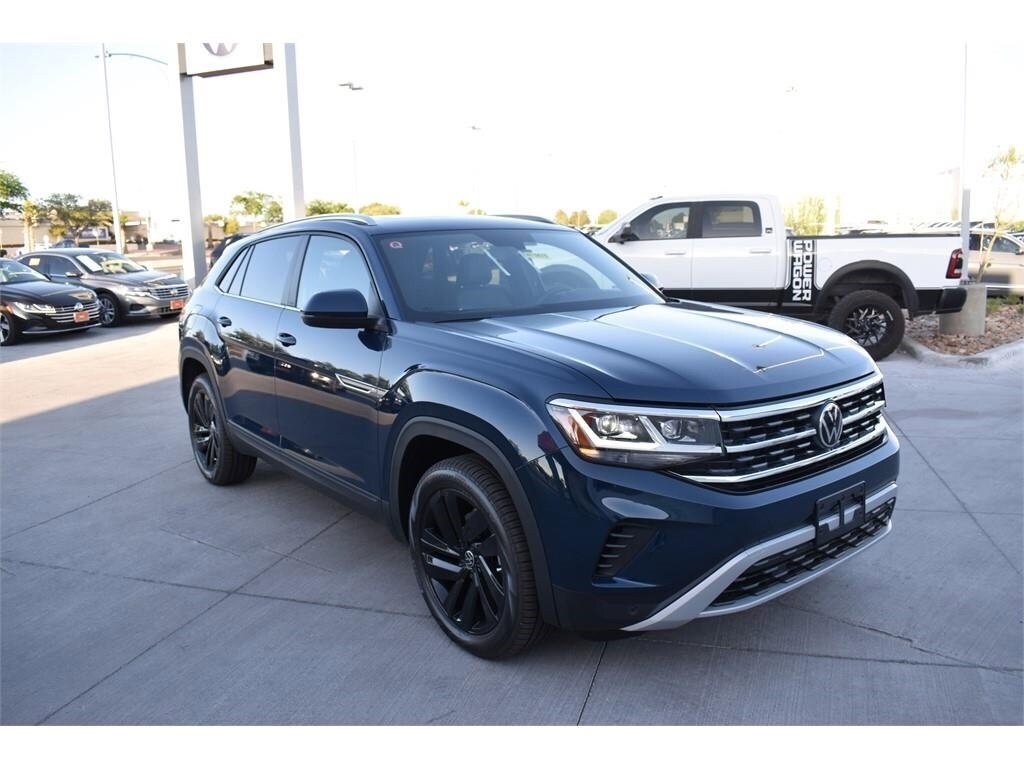 New 2023 Volkswagen Atlas Cross Sport 3.6L V6 SE w/Technology SUV