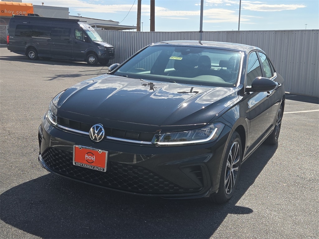 New 2025 Volkswagen Jetta 1.5T Sport Sedan
