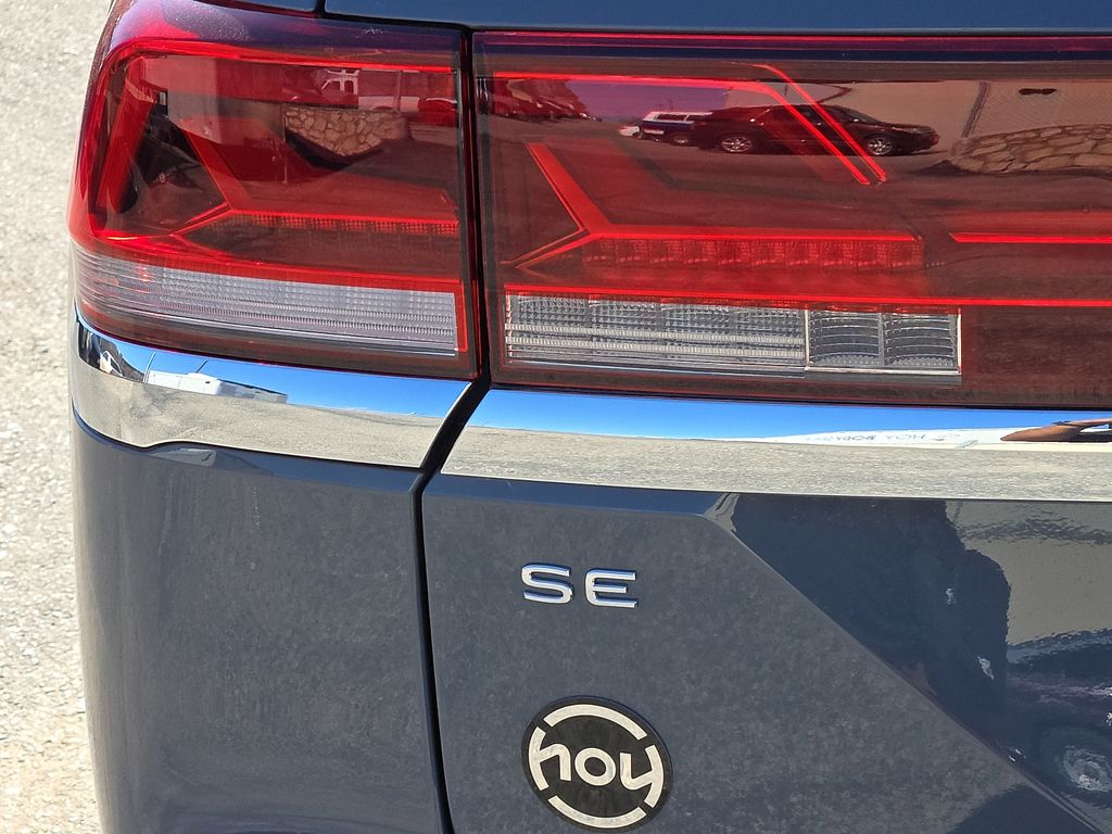 2026 Volkswagen Atlas SE w/Tech - Photo 9