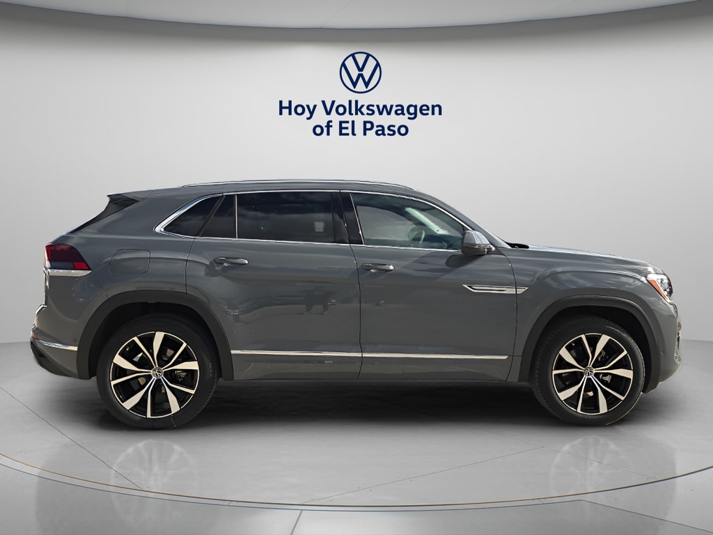 2026 Volkswagen Atlas Cross Sport SEL Premium R-LINE - Photo 2
