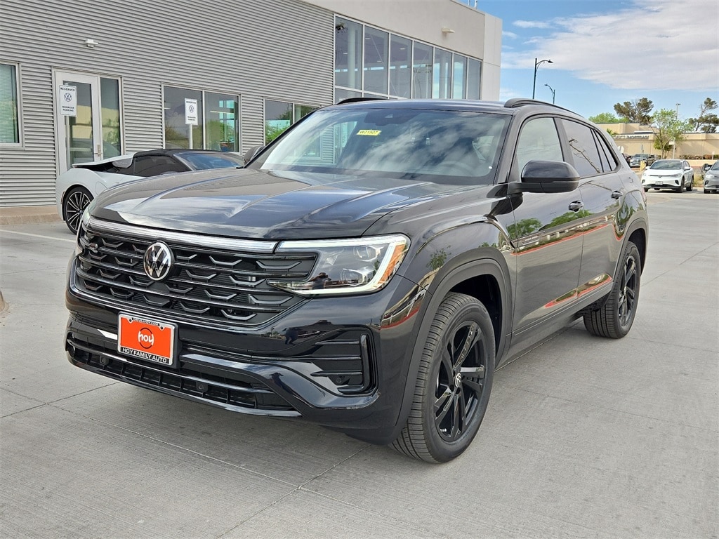 New 2025 Volkswagen Atlas Cross Sport 2.0T SEL R-Line Black SUV