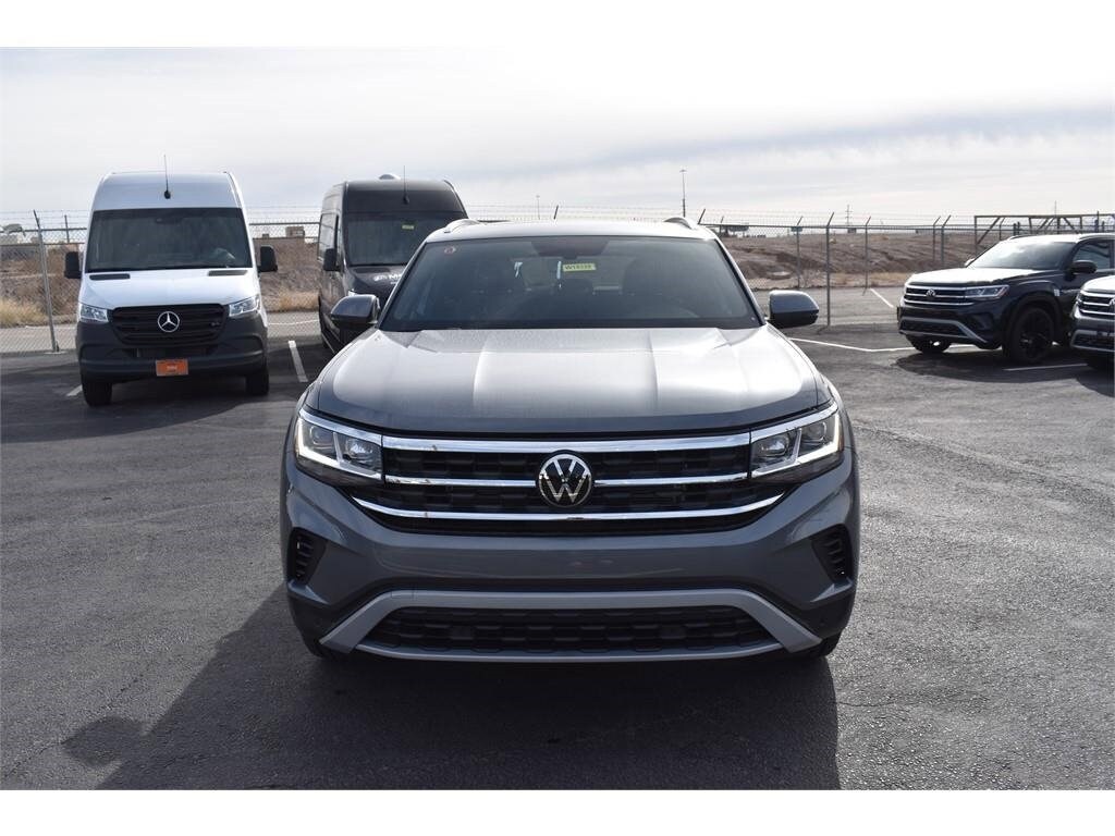 New 2023 Volkswagen Atlas Cross Sport 3.6L V6 SE w/Technology SUV