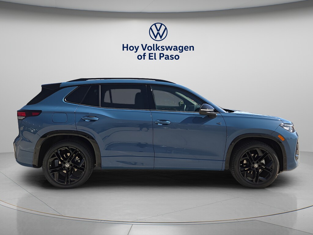 New 2026 Volkswagen Tiguan 2.0T SE R-Line Black SUV