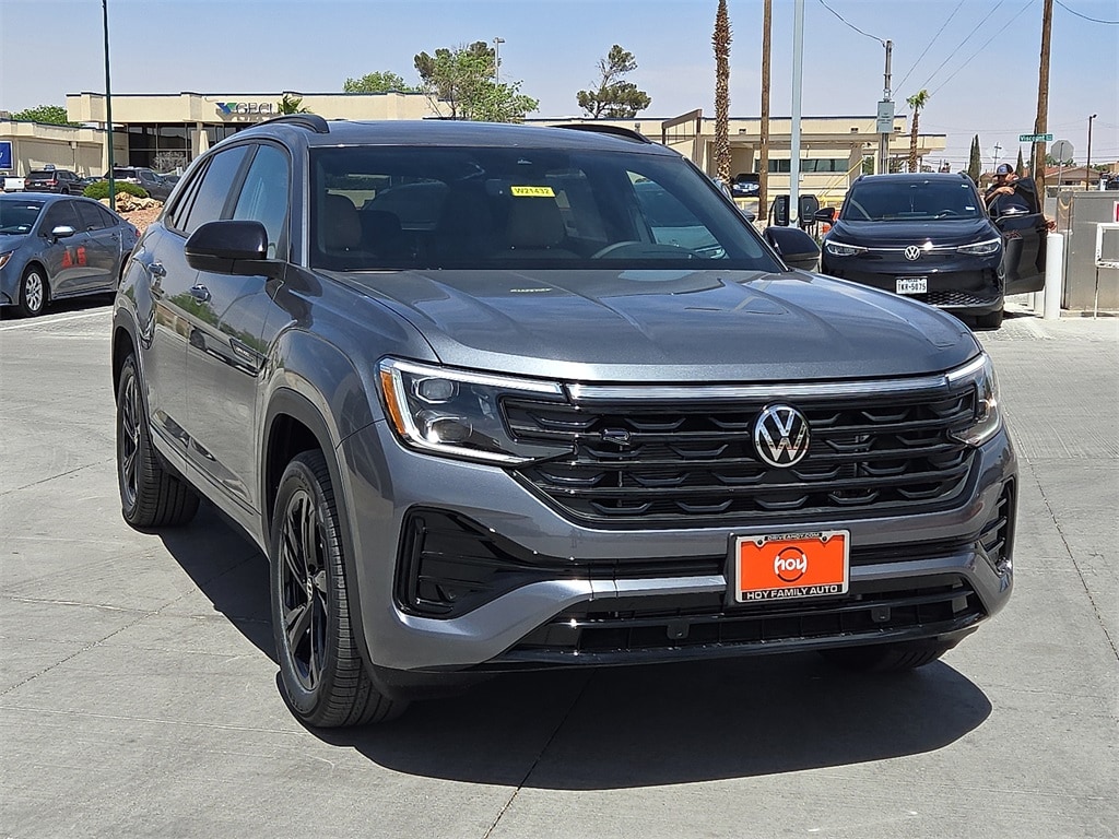 New 2025 Volkswagen Atlas Cross Sport 2.0T SEL R-Line Black SUV