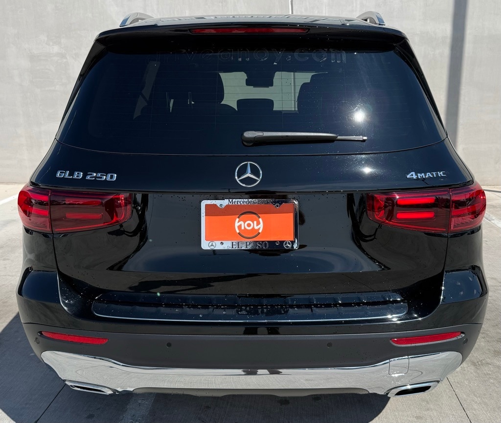 Used 2024 Mercedes-Benz GLB 4MATIC SUV