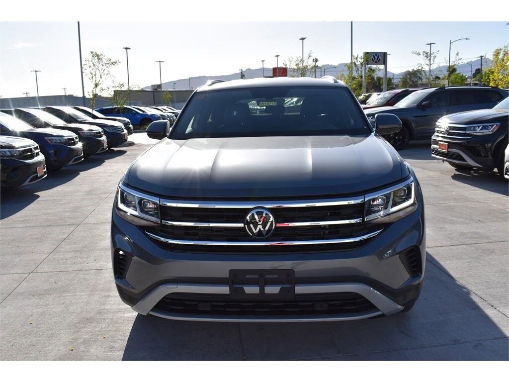 New 2023 Volkswagen Atlas Cross Sport 3.6L V6 SE w/Technology SUV