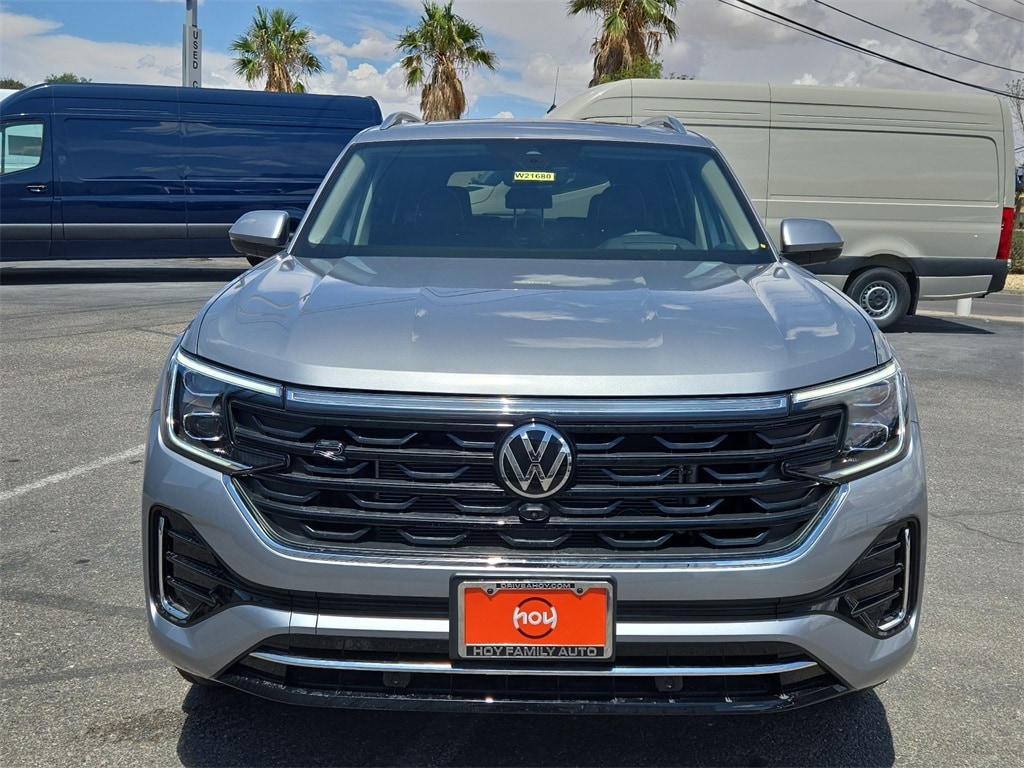 New 2025 Volkswagen Atlas 2.0T SEL Premium R-Line SUV