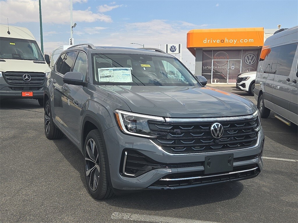 2025 Volkswagen Atlas SEL Premium R-Line photo 2