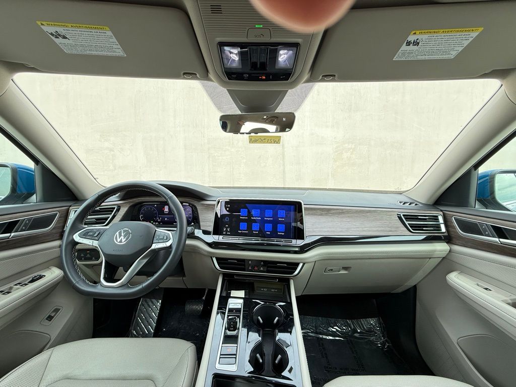 2025 Volkswagen Atlas SEL - Photo 12