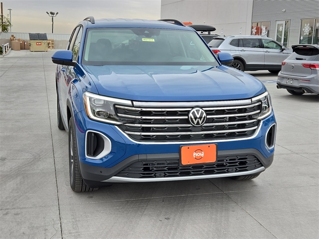 New 2025 Volkswagen Atlas 2.0T SE w/Technology SUV