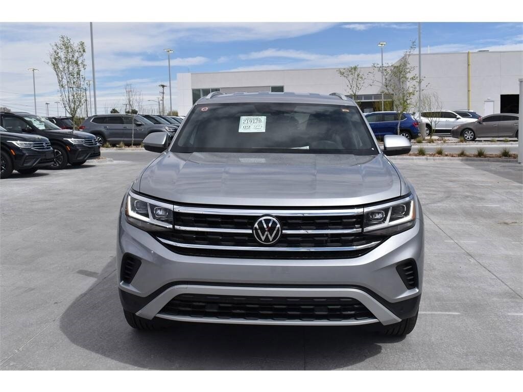 New 2023 Volkswagen Atlas Cross Sport 3.6L V6 SE w/Technology SUV
