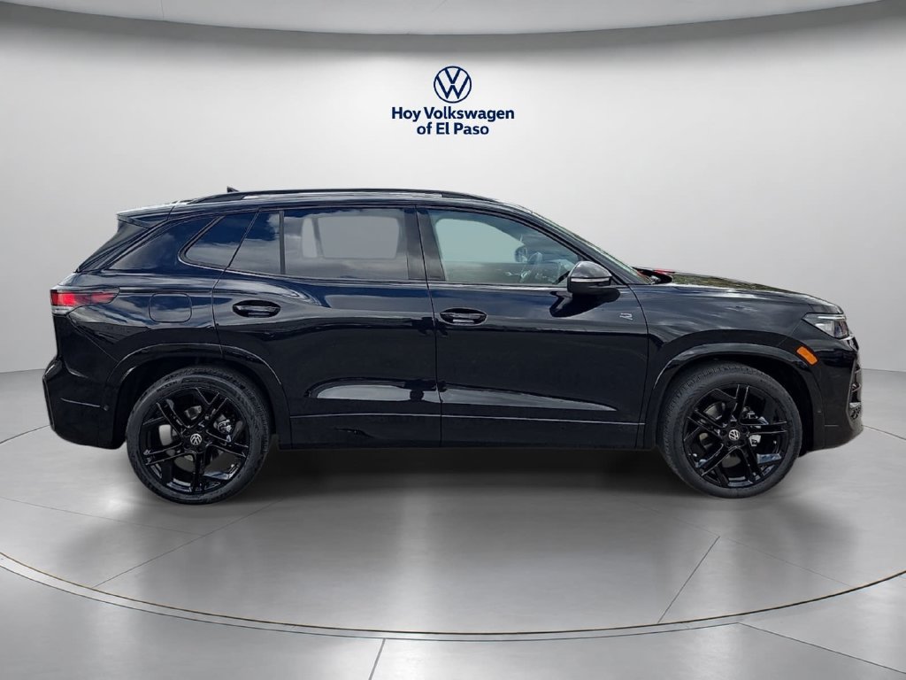 New 2026 Volkswagen Tiguan SE R-Line Black SUV