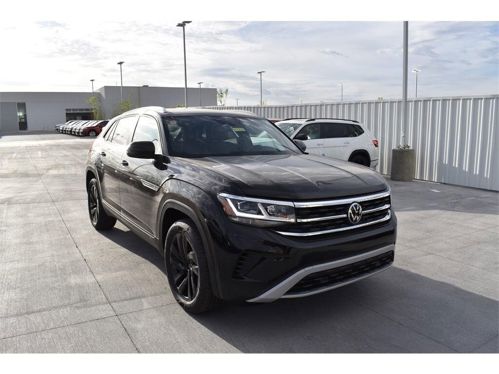 New 2023 Volkswagen Atlas Cross Sport 3.6L V6 SE w/Technology SUV