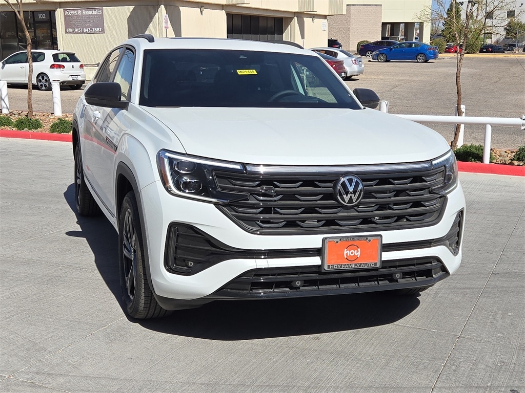 New 2025 Volkswagen Atlas Cross Sport 2.0T SEL R-Line Black SUV