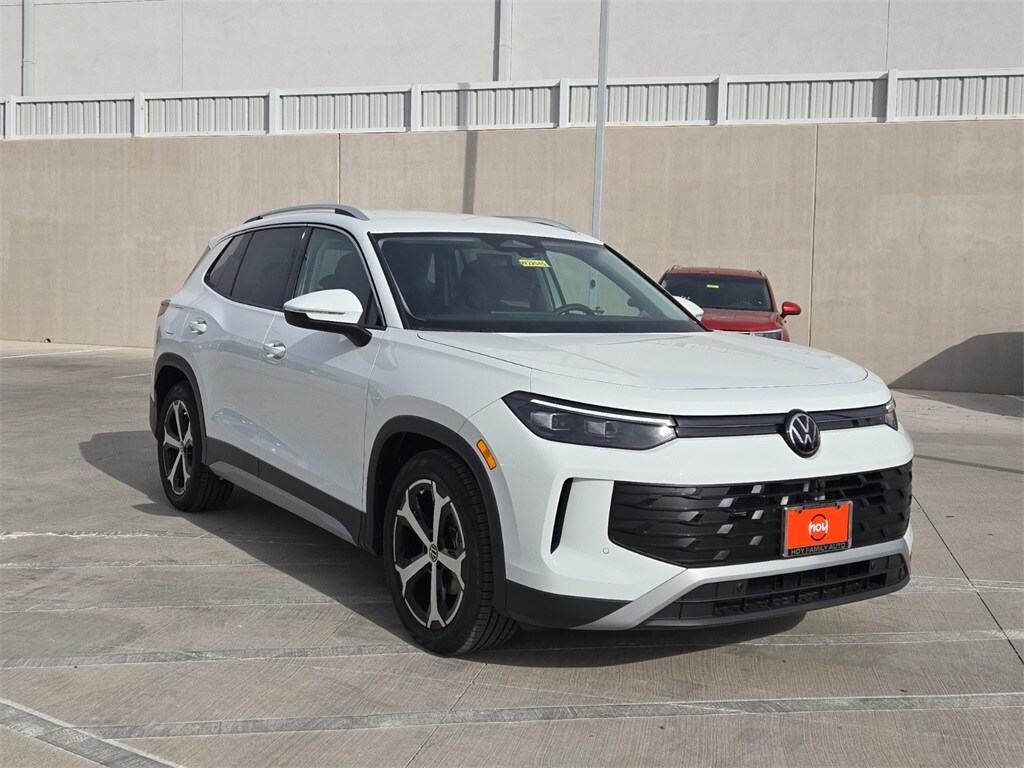 New 2026 Volkswagen Tiguan 2.0T SE SUV