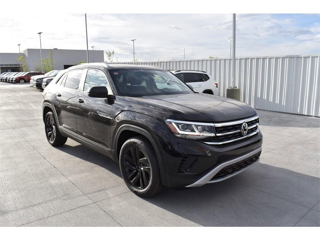 New 2023 Volkswagen Atlas Cross Sport 3.6L V6 SE w/Technology SUV