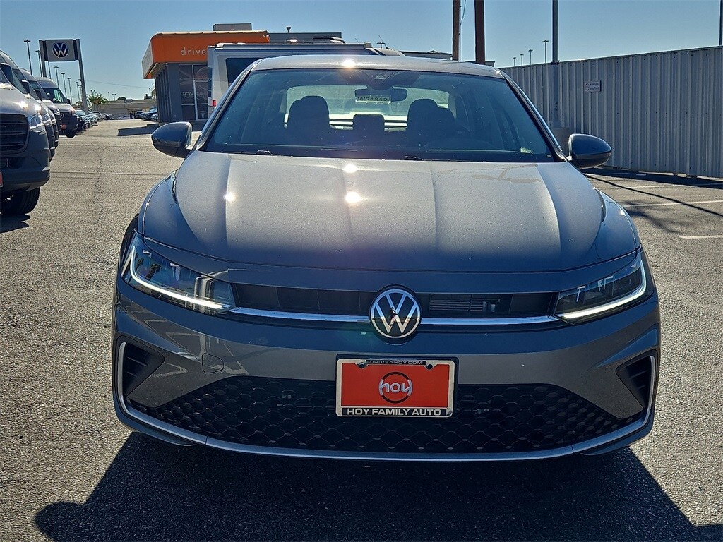 2025 Volkswagen Jetta 1.5T S photo 3