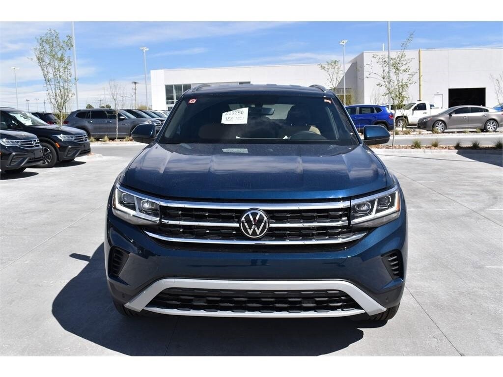 New 2023 Volkswagen Atlas Cross Sport 3.6L V6 SE w/Technology SUV