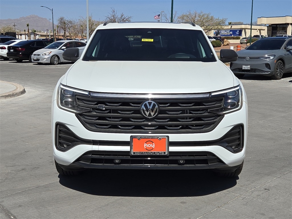 New 2025 Volkswagen Atlas Cross Sport 2.0T SEL R-Line Black SUV