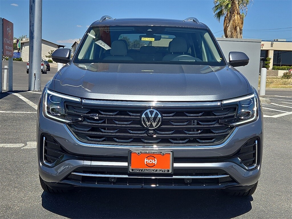2025 Volkswagen Atlas SEL Premium R-Line photo 2