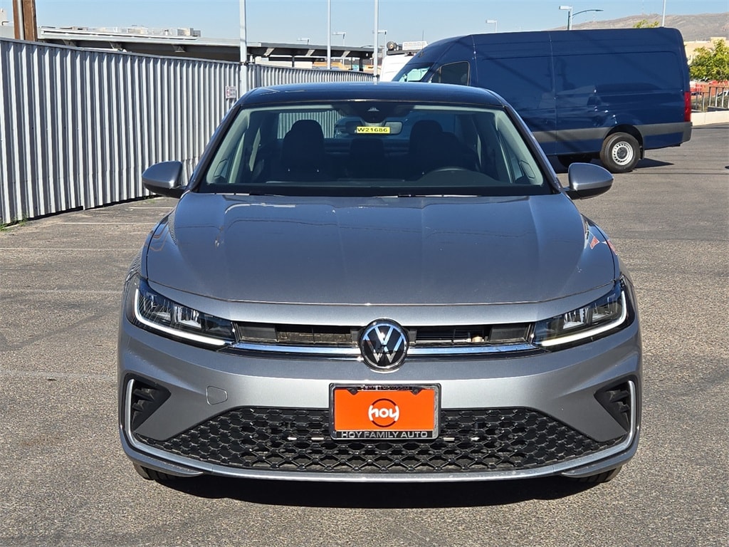 New 2025 Volkswagen Jetta 1.5T SE Sedan