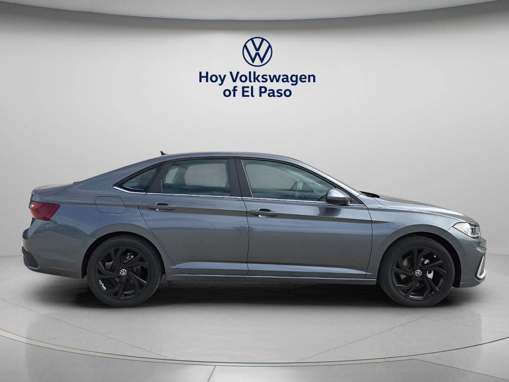 New 2026 Volkswagen Jetta 1.5T SE Sedan