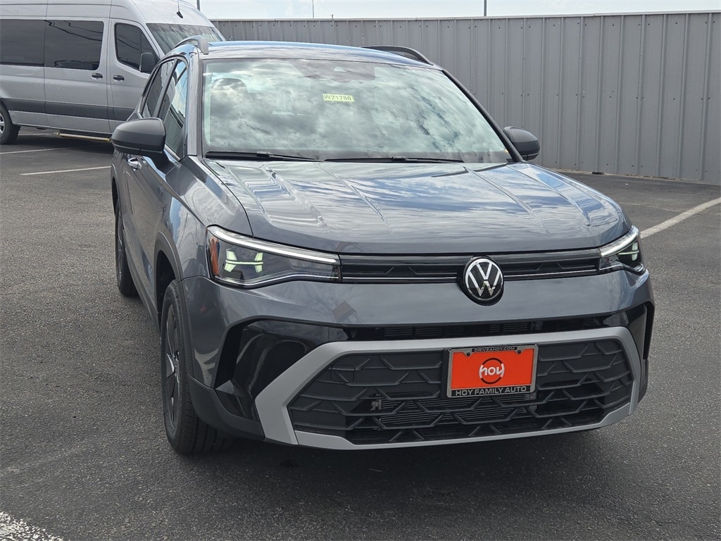 New 2025 Volkswagen Taos 1.5T S SUV