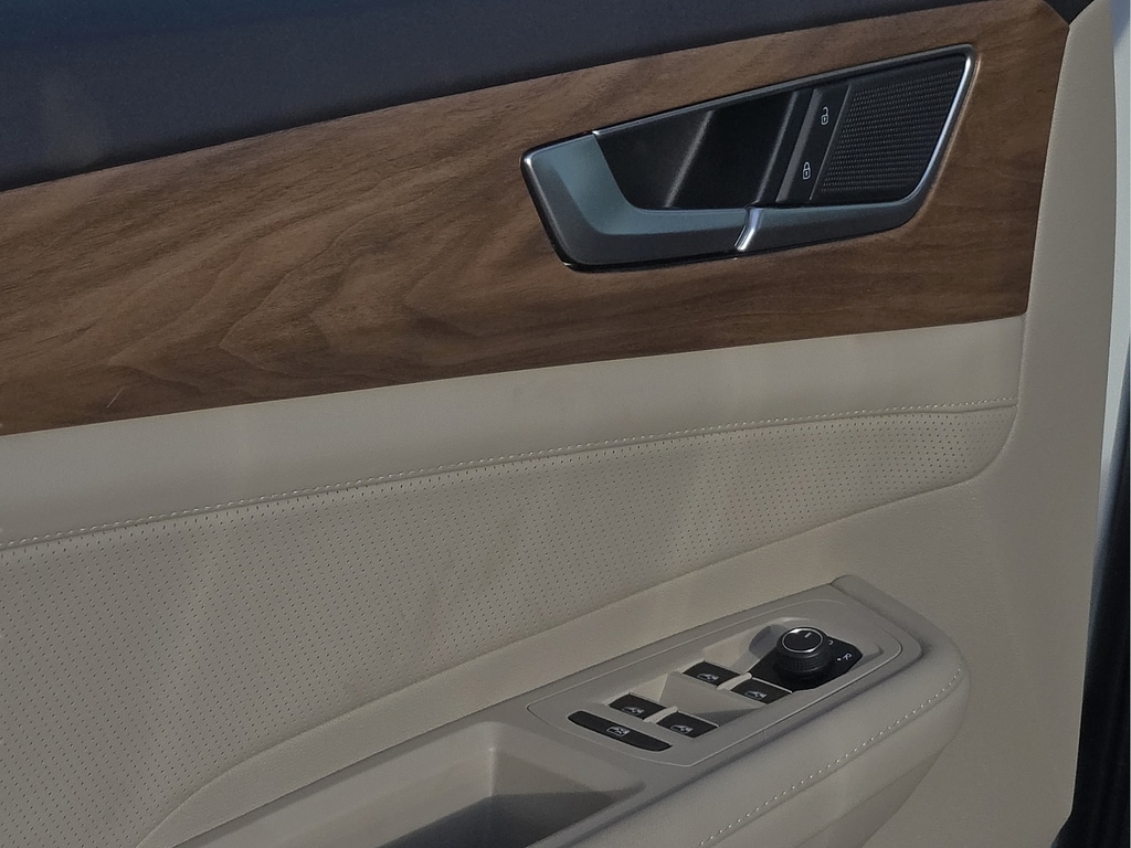 2026 Volkswagen Atlas SE w/Tech - Photo 15