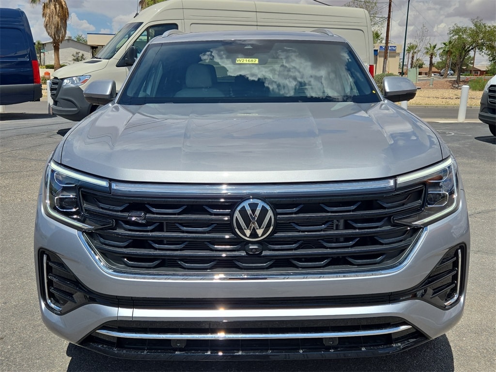 New 2025 Volkswagen Atlas 2.0T SEL Premium R-Line SUV