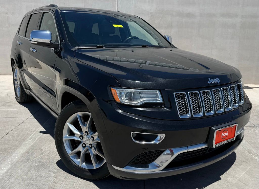 2016 Jeep Grand Cherokee Summit 4WD's photo