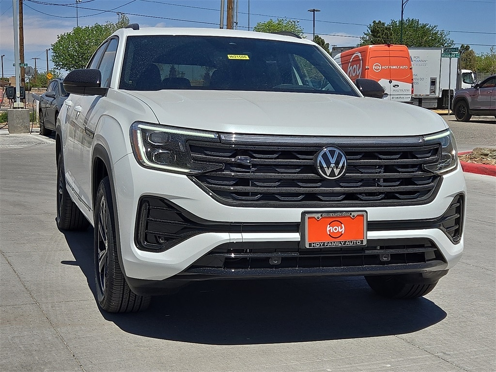 New 2025 Volkswagen Atlas Cross Sport 2.0T SEL R-Line Black SUV