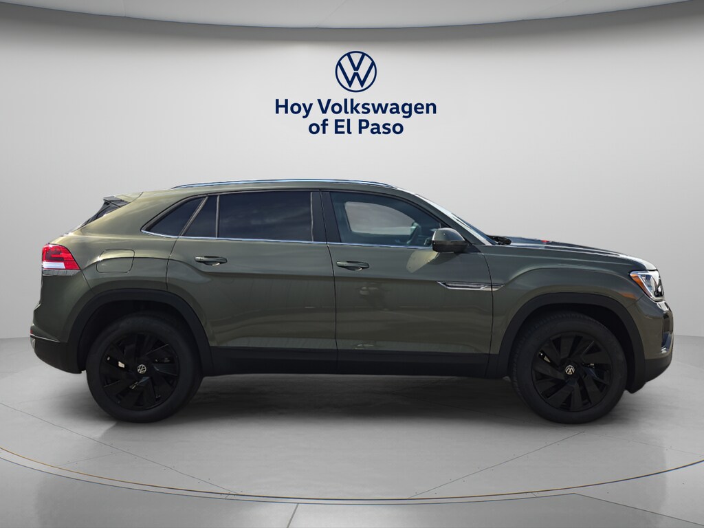 New 2026 Volkswagen Atlas Cross Sport SE w/Technology SUV