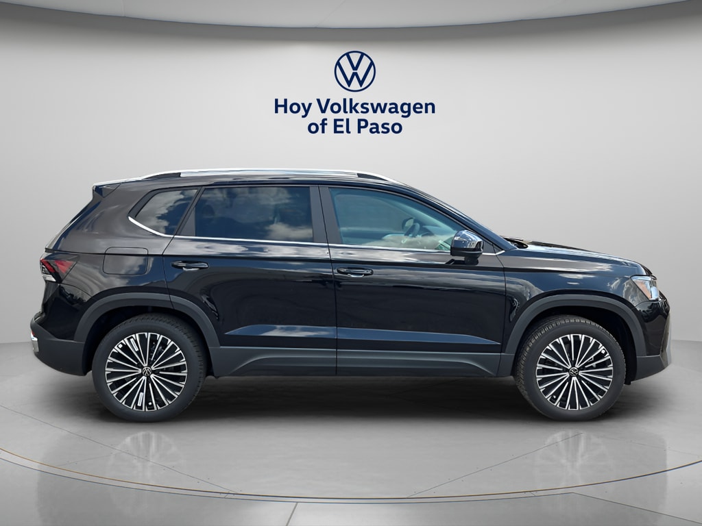 New 2026 Volkswagen Taos 1.5T SE SUV