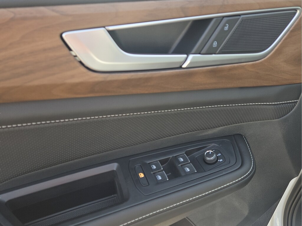 2026 Volkswagen Atlas SE - Photo 17