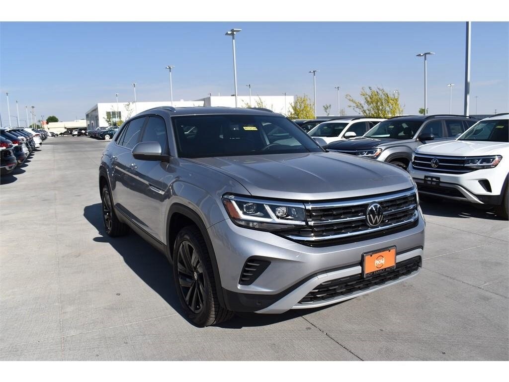 New 2023 Volkswagen Atlas Cross Sport 3.6L V6 SE w/Technology SUV