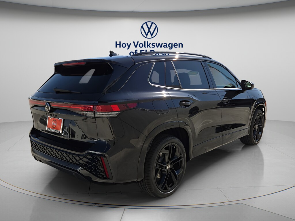 New 2026 Volkswagen Tiguan 2.0T SE R-Line Black SUV