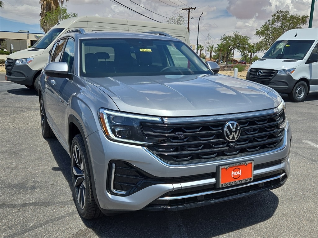 New 2025 Volkswagen Atlas 2.0T SEL Premium R-Line SUV