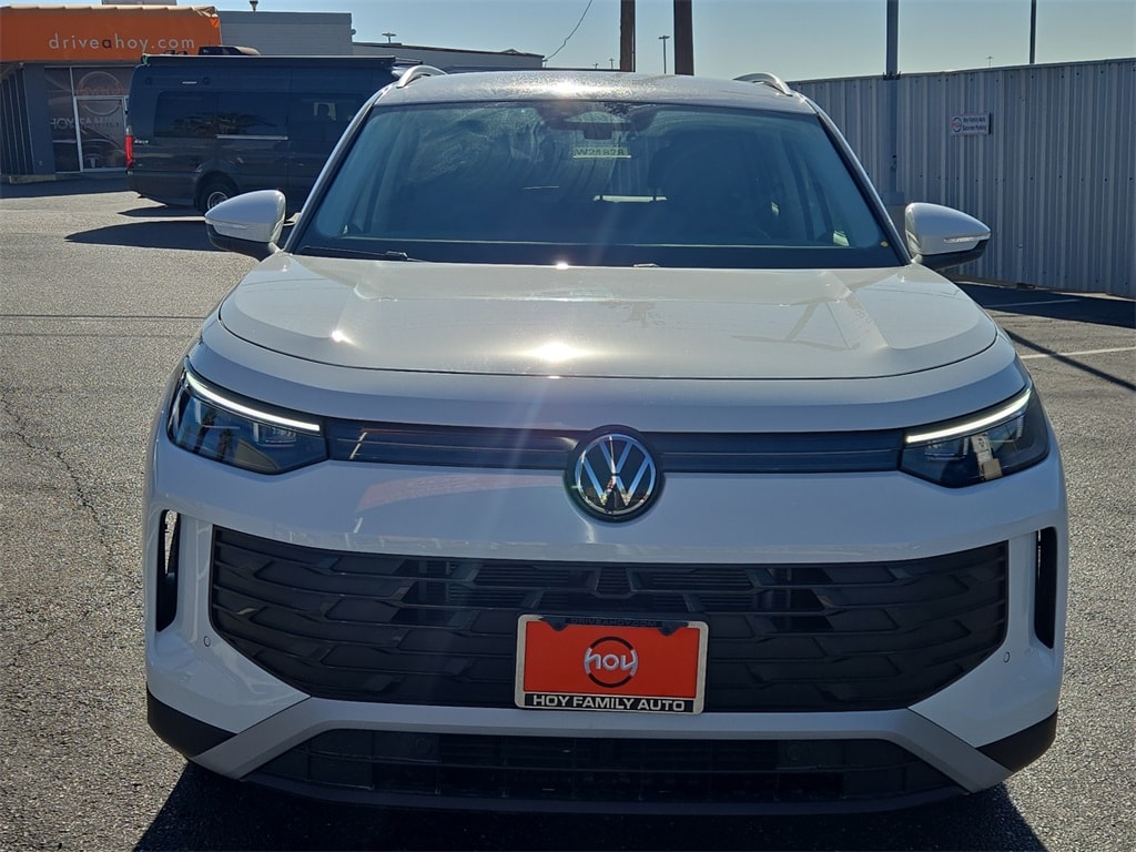 New 2025 Volkswagen Tiguan 2.0T SE SUV