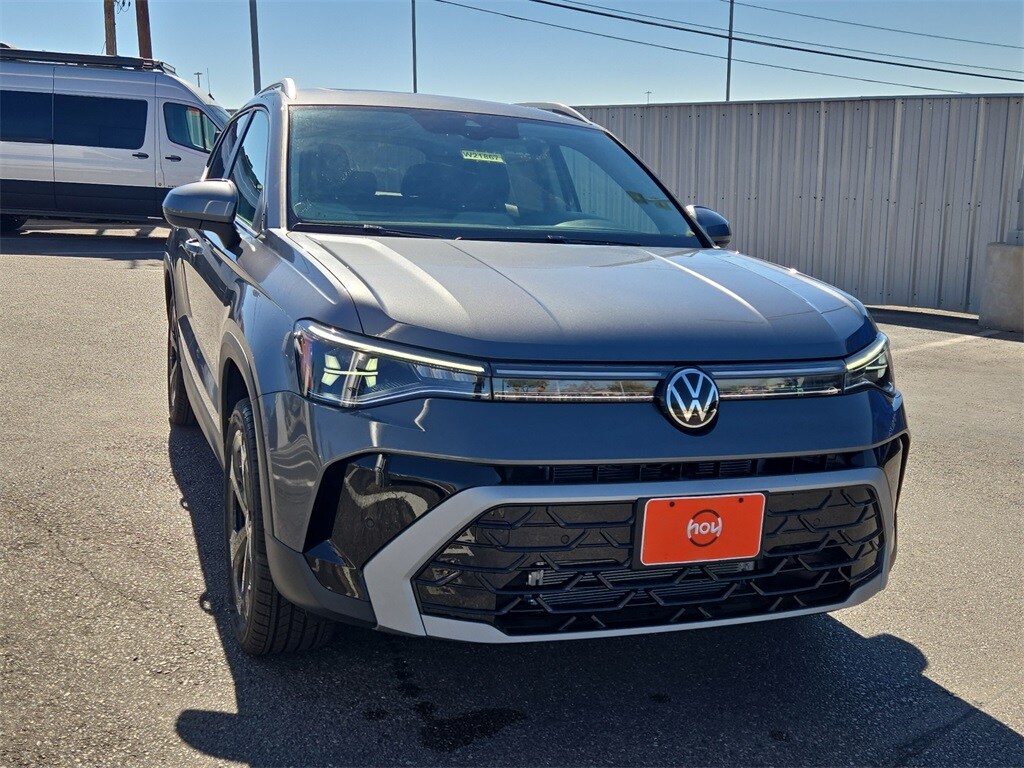 New 2025 Volkswagen Taos 1.5T SEL SUV