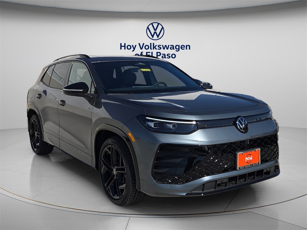 2026 Volkswagen Tiguan SE R-LINE BLACK's photo