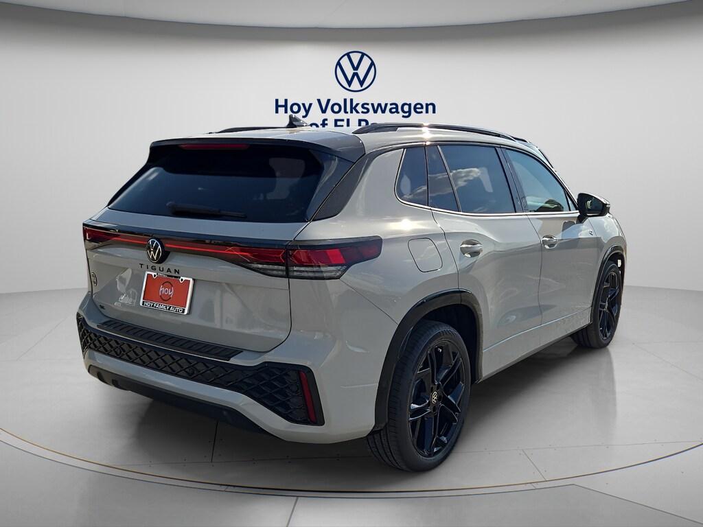 New 2026 Volkswagen Tiguan SE R-Line Black SUV