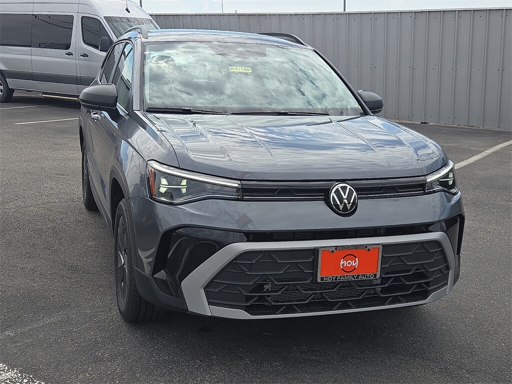 2025 Volkswagen Taos S photo 2