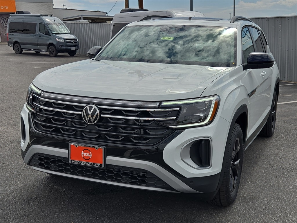 New 2025 Volkswagen Atlas 2.0T Peak Edition SUV