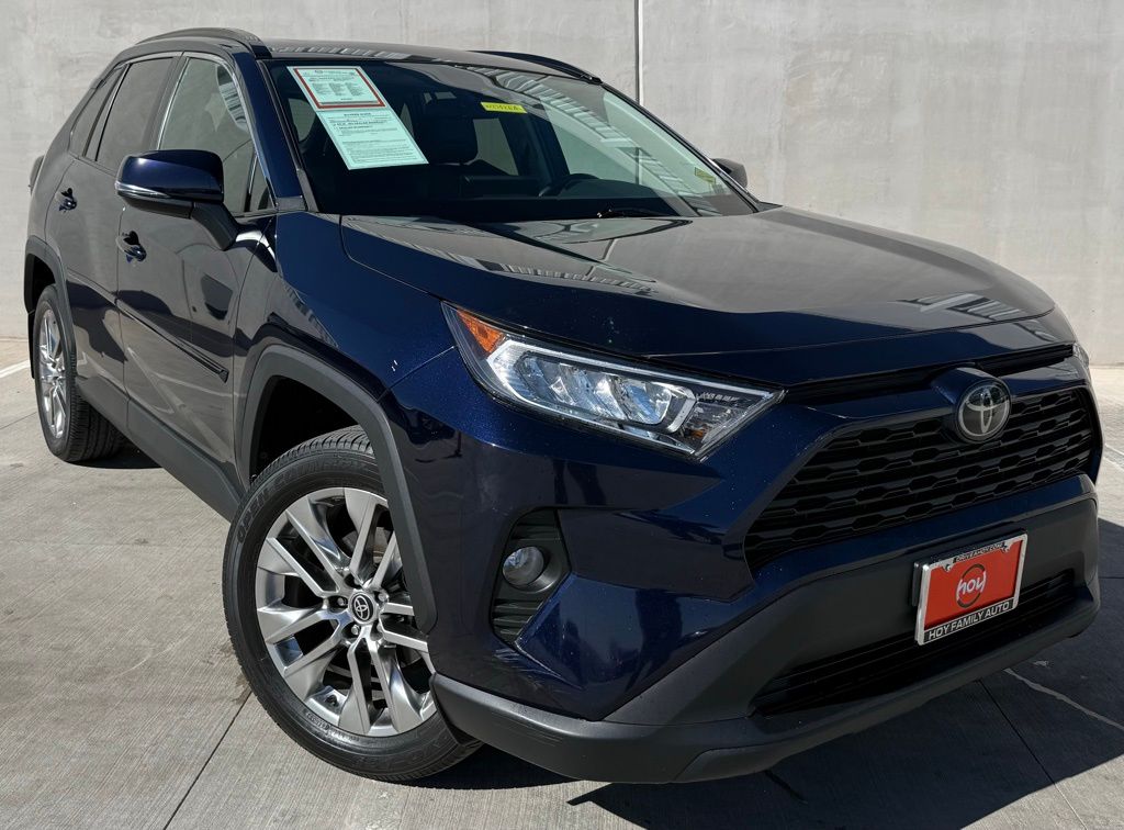 2021 Toyota RAV4 XLE Premium
